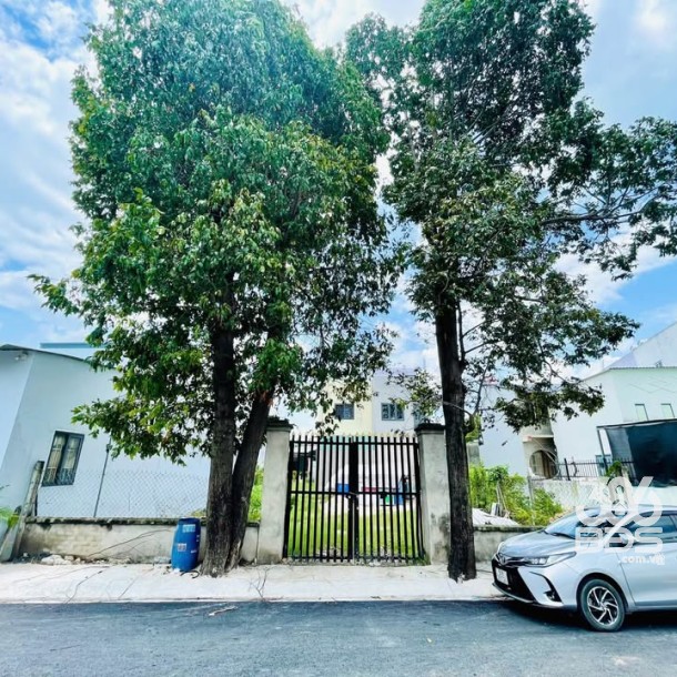 Bán 2 lô đất thổ cư mặt tiền Đỗ Đình Nhân, thị trấn Củ Chi dt 76m2 giá 2,35 tỷ 1 lô-3