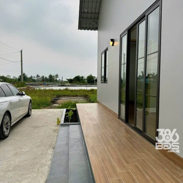 Bán nhà vườn xã Lạc Tấn , huyện Tân Trụ , Long An tdt 912m2 ( có 276m2 thổ) 3pn , 2wc giá 3 tỷ-2