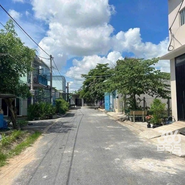 Bán nhà trọ 7 phòng mt đường nhựa KDC Phúc Giang , Long Định , Cần Đước dt 113m2 giá 1,7 tỷ-1