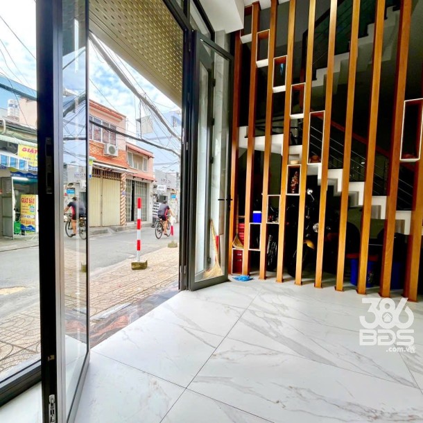 Nhà 3 mặt tiền mặt tiền Lý Thánh Tông, p Hiệp Tân dt 70m2 , 3 lầu , 4pn , 4wc giá 13 tỷ-7