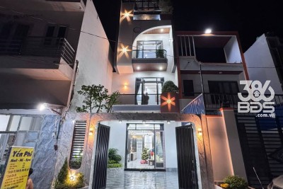 Bán nhà mới xây gần KCN Cầu Tràm 2 lầu , 4pn, 5wc, sân thượng trước sau giá 4,39 tỷ