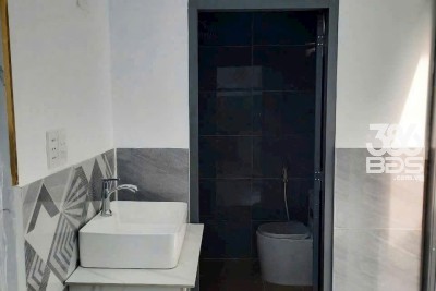 Nhà đẹp mới xây sân rộng xã Phú Hòa Đông, Củ Chi tổng dt 180m2 3pn 1wc giá 2,05 tỷ