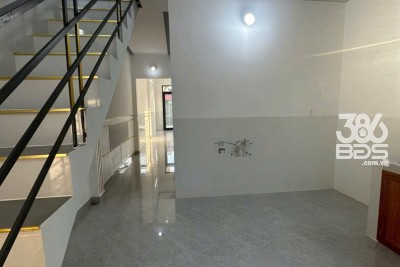 Nhà hẻm xã Mỹ Lộc, huyện Cần Giuộc dt 104m2 1 lửng 3pn 2wc giá 1,65 tỷ