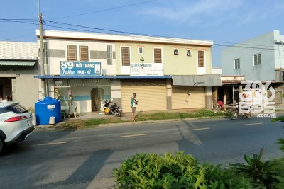 bán nhà vị trí đẹp, mặt tiền kinh doanh, ngang rộng 14m. ĐT 833B Long Định, Cần Đước