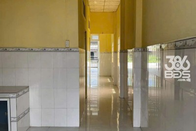 Nhà cấp 4 mặt tiền đường Bàu Sen, xã Hòa Khánh Đông dt 150m2 3pn 1wc giá 1,65 tỷ