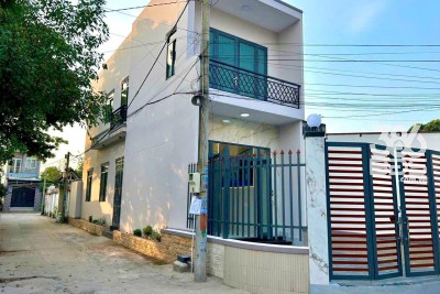 Nhà hẻm góc 2mt xã Tân Thạnh Đông, Củ Chi dt 88m2 1 lầu 3pn 2wc giá 2,8 tỷ