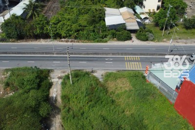 8000m2 đất mặt tiền tỉnh lộ 824, xã Lương Bình ,Bến Lức có 4000m2 thổ giá 50 tỷ