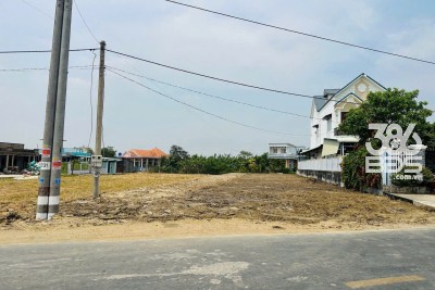 254m2 đất thồ mặt tiền đường 826b xã phước Đông, huyện Cần Đước giá 3,8 tỷ