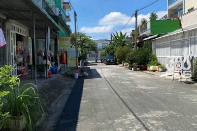 Dãy trọ 10 phòng +  2 kiot ở KDC Tân Đức, xã Đức Hòa Hạ giá 4,8 tỷ