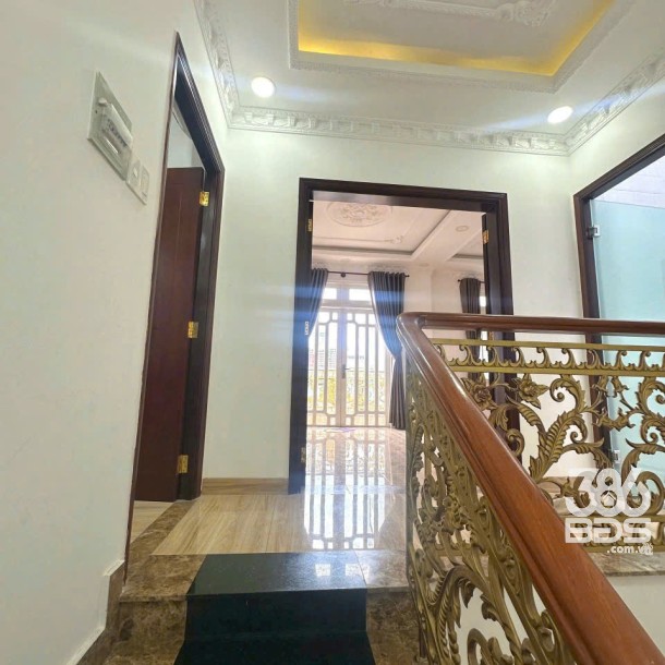 Biệt thự góc 2mt đường số 15, Bình Hưng Hòa dt 99,75m2 2 lầu 4pn 4wc giá 13,7 tỷ-13