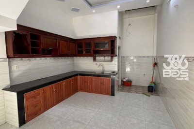 Nhà // đường số 6, Bình Hưng Hòa B, dt 64m2 1 lầu 2pn 3wc giá 4 tỷ