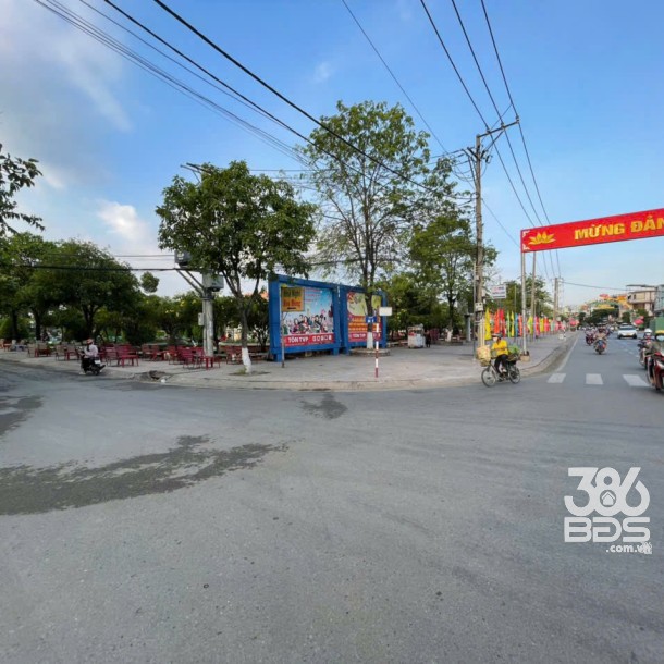 Nhà kho 2 mt xã Thanh Phú, huyện Bến Lức tổng dt 1234m2 giá 18,48 tỷ-1