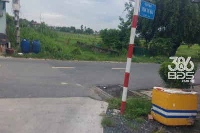 68m2 đất mặt tiền đường beton 358 giá 1,39 tỷ