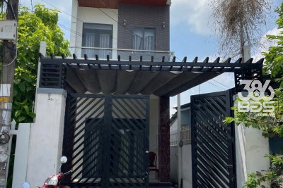 Nhà hẻm tỉnh lộ 15, xã Tân Thạnh Đông dt 166m2 1 lầu 2pn 2wc giá 3,6 tỷ