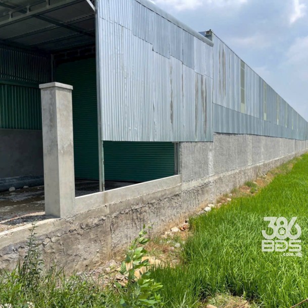 Nhà kho mặt tiền đường ấp 10 , xã Lương Hòa, Bến lức ,Long An dt 545m2 giá 4,5 tỷ-6