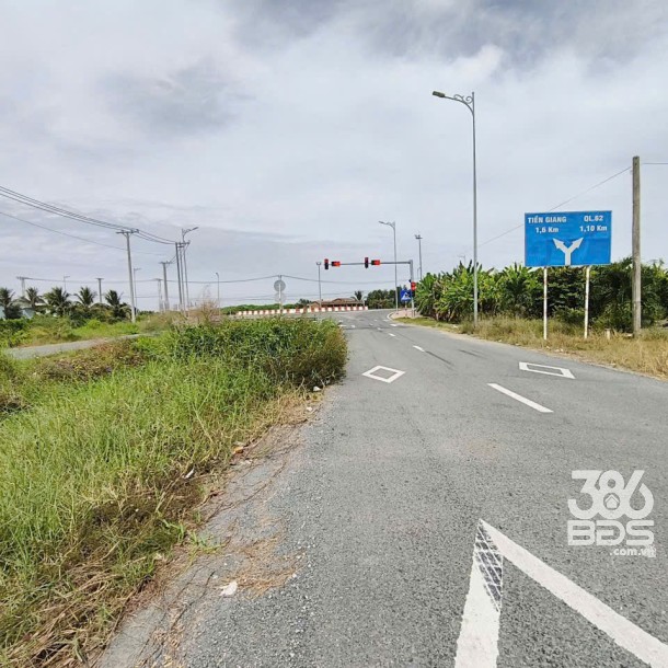 787m2 thổ cư mặt tiền đường nhựa xã Mỹ Phú, Thủ Thừa, Long An giá 5,6 tỷ-1