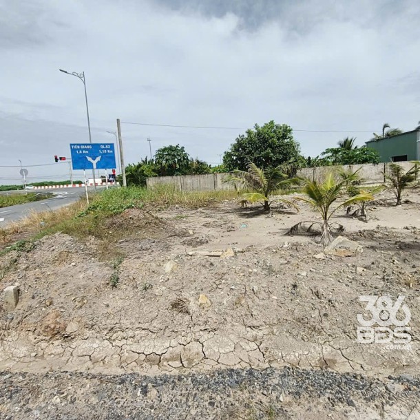 787m2 thổ cư mặt tiền đường nhựa xã Mỹ Phú, Thủ Thừa, Long An giá 5,6 tỷ-2