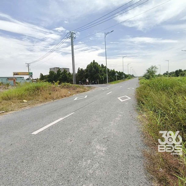 787m2 thổ cư mặt tiền đường nhựa xã Mỹ Phú, Thủ Thừa, Long An giá 5,6 tỷ-3