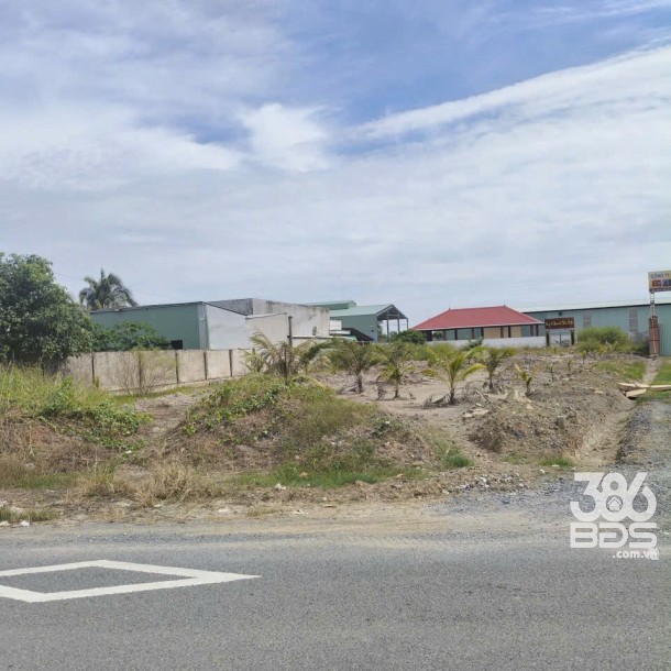 787m2 thổ cư mặt tiền đường nhựa xã Mỹ Phú, Thủ Thừa, Long An giá 5,6 tỷ-6