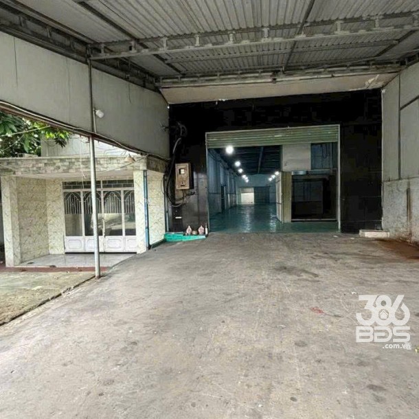 Nhà kho mặt tiền Trần Văn Giàu, xã Lê Minh Xuân, huyện Bình Chánh dt 674m2 giá 23 tỷ-2