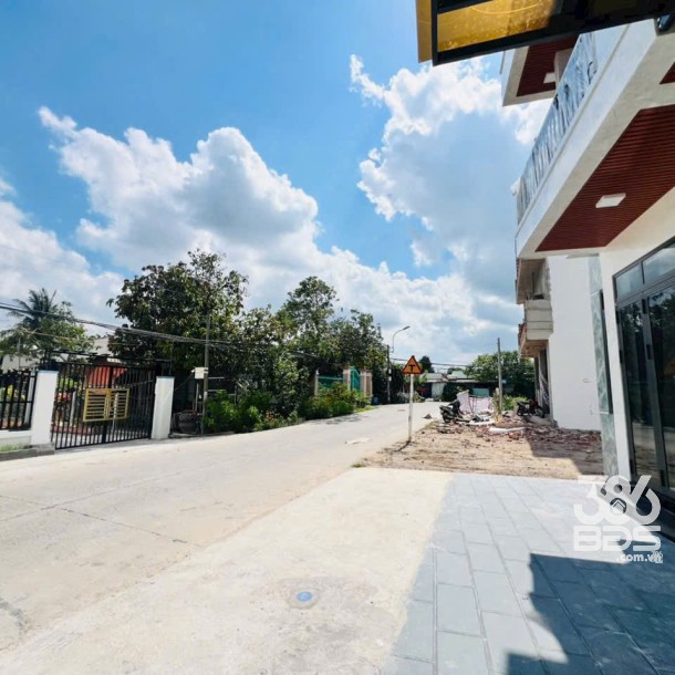 Nhà mới xây xã Phước Vĩnh An, Củ Chi dt 107m2 1 lầu 3pn 2wc giá 3,5 tỷ-3