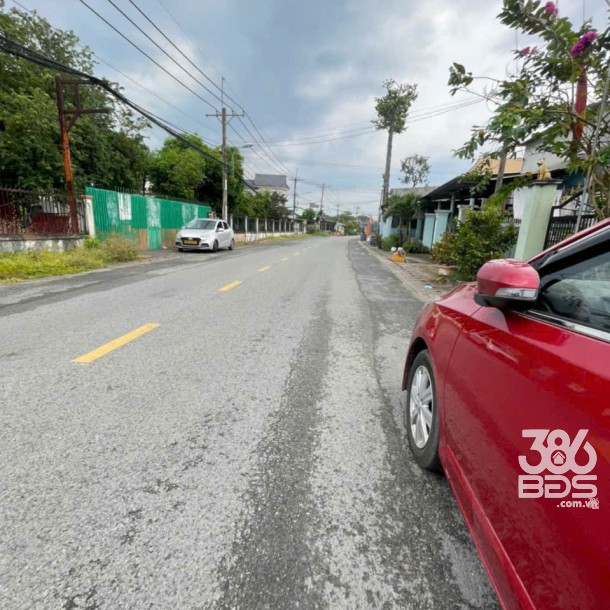 Nhà mặt tiền Bàu Trâm, xã Phạm Văn Cội dt 144m2 1 lầu 2pn 2wc giá 5 tỷ-2