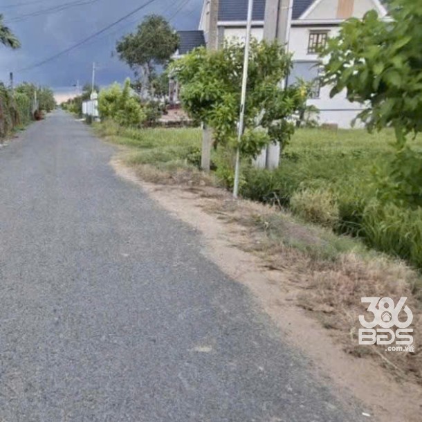 5 lô thổ cư mặt tiền đường nhựa xã Mỹ Lệ , Cần Đước , Long An dt 140m2 giá 1,15 tỷ/ nền-1