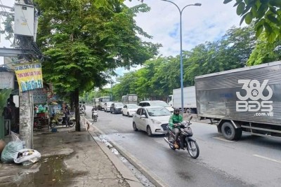 Nhà kho mặt tiền Trần Văn Giàu , xã Phạm Văn Hai , Bình Chánh dt 400m2 giá 17,6 tỷ