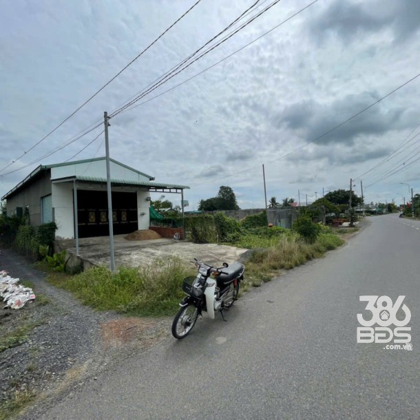 Nhà mặt tiền Long Hòa, xã Phước Vân, Cần Đước dt 1330m2 full thổ giá 13 tỷ-4