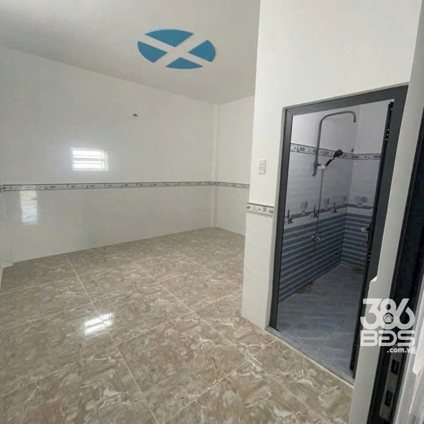 Nhà mặt tiền Lê Thị Đảo, xã Tân Thạnh Đông dt 147m2 1 lửng 2pn 2wc giá 3,2 tỷ-3