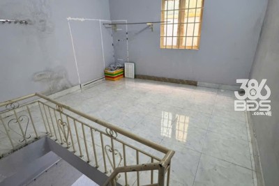 Nhà hẻm đường số 3, Bình Hưng Hòa dt 73,6m2 1 gác lừng 2pn 1wc giá 4,65 tỷ