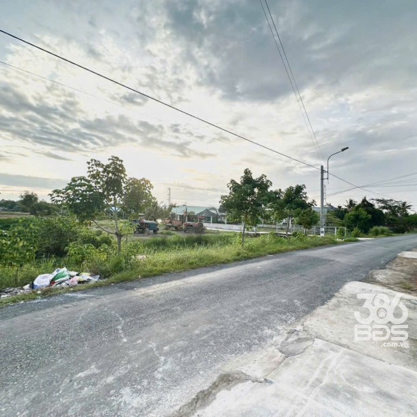 Nhà mặt tiền đường Tây Bắc, xã Thuận Thành dt dt 117m2 1 lầu 4pn 2wc giá 2,68 tỷ-4