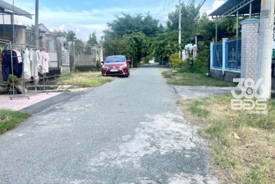 2 lô thổ cư mặt tiền đường 12B, thị trấn Củ Chi dt 56m2 giá 1,8 tỷ / lô