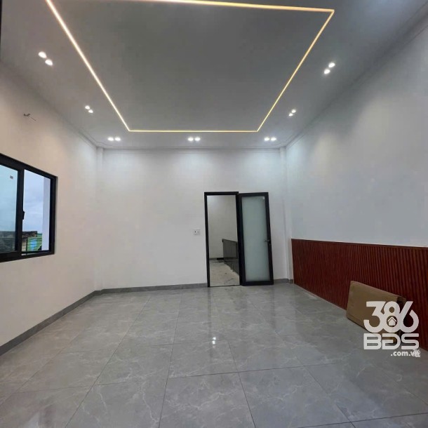 Nhà mới xây thiết kế hiện đại xã Mỹ Hạnh Bắc dt dt 108m2 1 lầu 3pn 2wc giá 2,7 tỷ-3