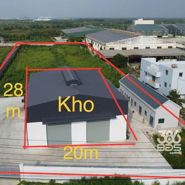 Đất mặt tiền TL 824, xã Lương Bình tdt 9800m2 ( 800m2 thổ + kho 560m2 + văn phòng 200m2) giá 50 tỷ-8