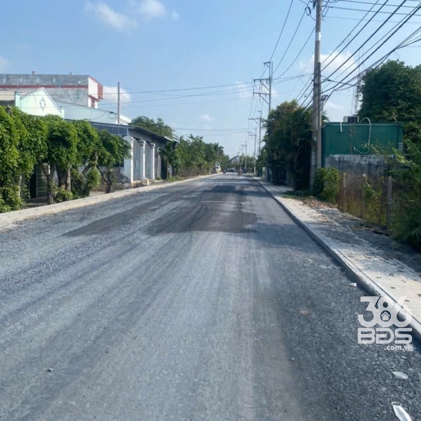 Nhà xưởng đường nhựa xã Phước Vĩnh An tổng dt 2800m2 chưa thổ ( xưởng 1000m2) giá 8,5 tỷ-2