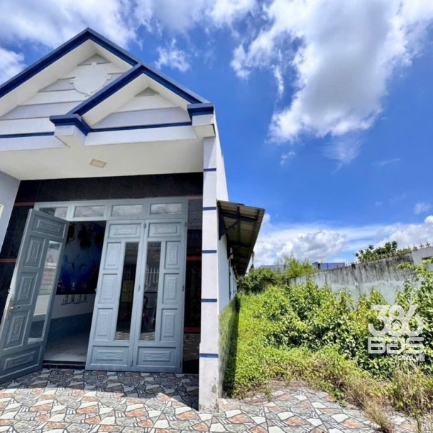 Bán nhà vườn xã Hòa Khánh Nam, dt 260m2 full thổ 2pn, 1wc giá ngợp 2 tỷ-3