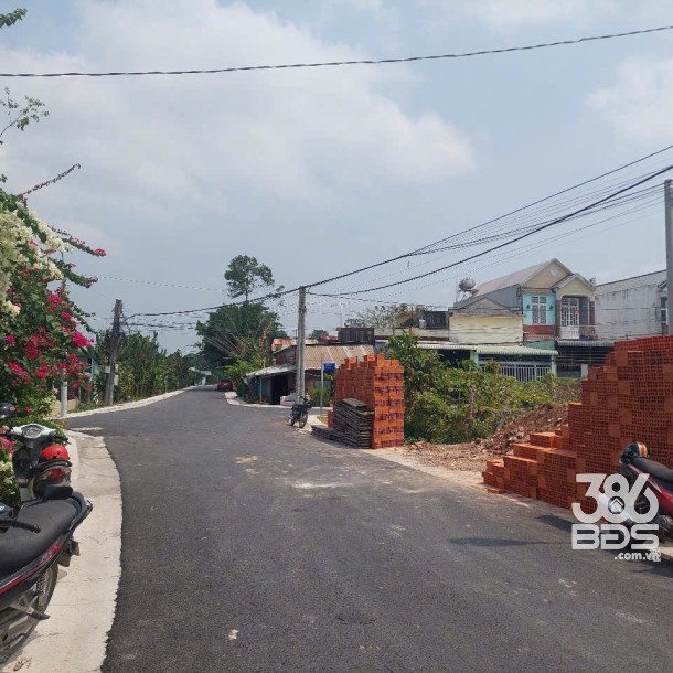 Bán đất thổ cư mặt tiền đường nhựa Nguyễn Thị Nâu, xã Trung An dt 150m2 giá 2,6 tỷ-2