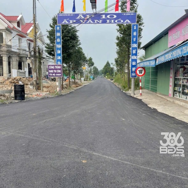 Bán nền thổ cư dt 200m2 mặt tiền đường nhựa ấp 10, xã Lương Hòa, Bến Lức  giá 2,2 tỷ-1