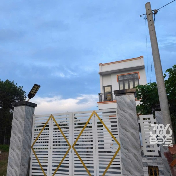 Bán nhà hẻm xã Thái Mỹ, Củ Chi dt 125m2 1 lầu 2pn 2wc giá 2,6 tỷ-1