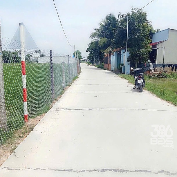 Bán đất thổ cư 2 mt đan , kênh xã Đức Hòa Thượng dt 352m2 giá 1,28 tỷ-4