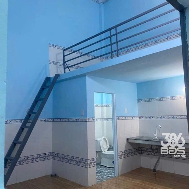 Nhà trọ trong KCN Tân Đức, xã Đức Hòa Hạ dt 560m2 thổ cư có 20 phòng + 2 ki ốt giá 7,5 tỷ-1