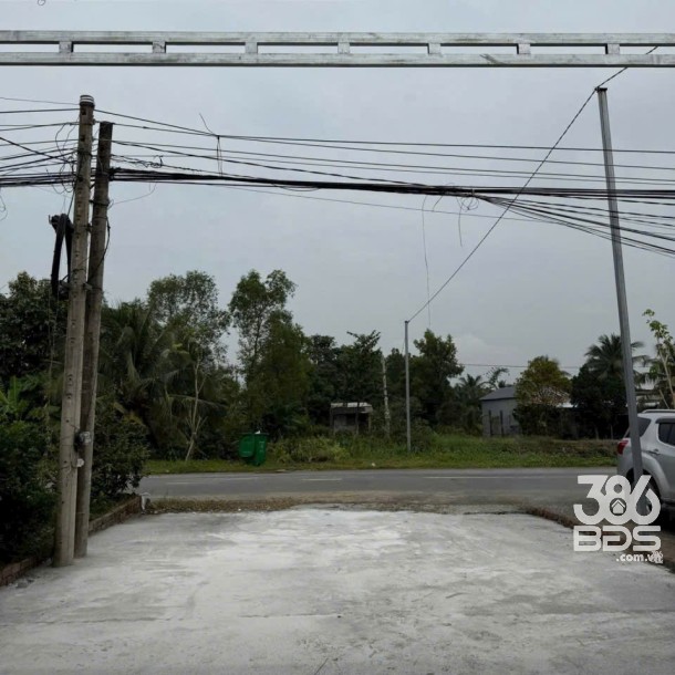 Bán nhà kho mặt tiền Gia Miệng xã Lương Hòa dt 850m2 ( có 200m2 thổ ) giá 5,2 tỷ-2