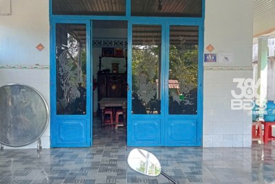 Bán nhà hẻm đường bê-tông xã Đức Hòa Thượng , tdt 280m2 ( 200m2 thổ cư) giá 2,3 tỷ