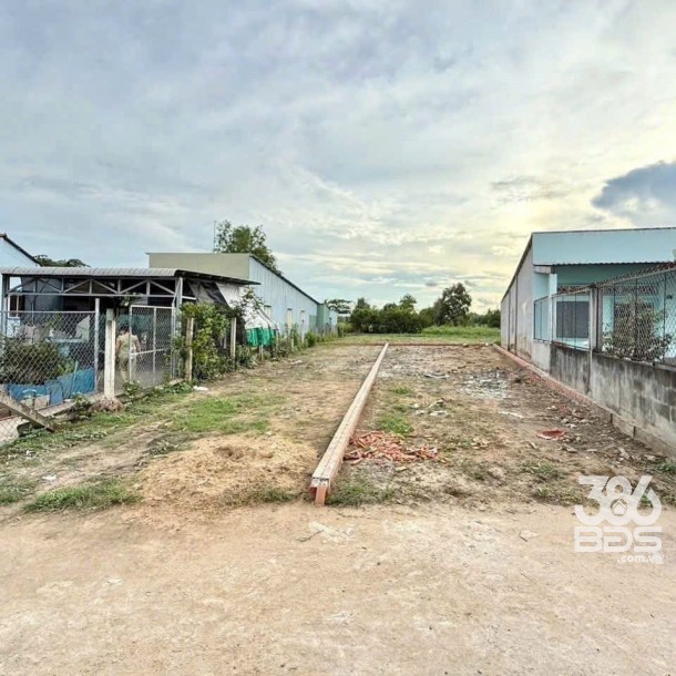 Bán nền thổ cư xã Mỹ Lộc, huyện Cần Giuộc dt 140m2 giá 1ty150-3