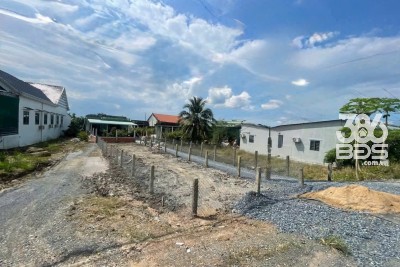 Bán đất thổ cư 2 mặt tiền tl 816 ấp 4, xã Bình Đức, Bến Lức dt 140m2 giá 1,97 tỷ