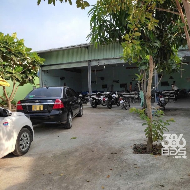 Bán nhà măt tiền Thạnh Đức, Bến Lức tdt 974m2 ( 300m2 thổ ) giá 4,9 tỷ-6