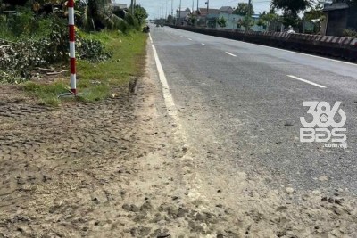 Bán nhà mặt tiền đường Bờ Cua , xã Phước Lợi, Bến Lức dt 110m2, 3pn, 2wc giá 2,9 tỷ