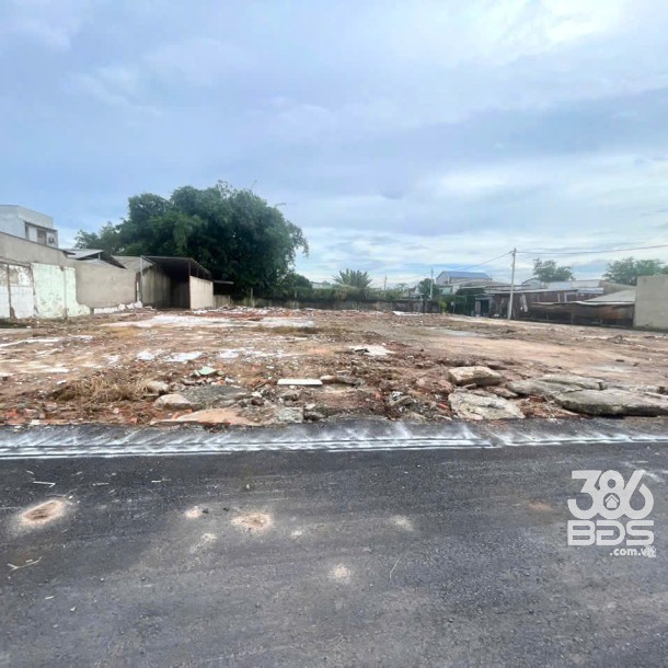 Lốc 10 lô thổ cư / TL 15 , xã Tân Thạnh Đông dt 100 - 140m2 giá 2,3 - 2,7 tỷ tùy lô-6