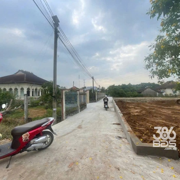 Bán nền thổ cư xã Thanh Phú, Bến Lức dt 100m2 đường beton xe hơi 3,5m giá 2,2 tỷ-1